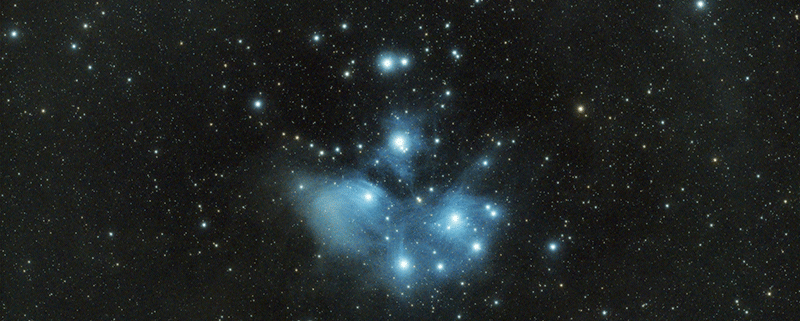 Vista Mozzafiato Dell'ammasso Stellare Delle Pleiadi